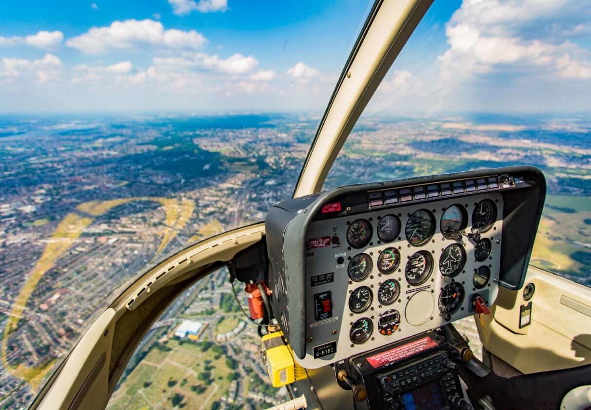 Glimpse of London Helicopter Tour with Bubbly from Romford